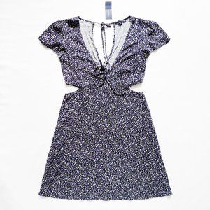 NEW WITH TAG AMERICAN EAGLE Sexy Cutout Tie Front & Back Floral Dress Small
